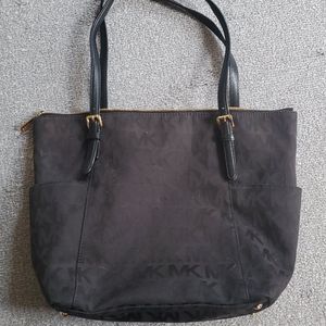 Michael kors tote